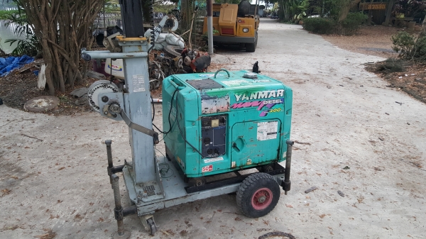 ไฟสนาม เครื่องดีเชล พร้อมใช้ รหัสสินต้า Y - 1 ไฟสนาม เครื่องดีเชล พร้อมใช้ รหัสสินต้า Y - 1