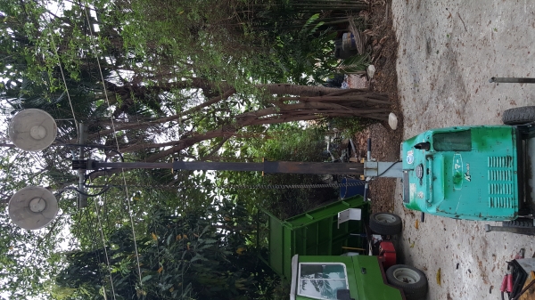 ไฟสนาม เครื่องดีเชล พร้อมใช้ รหัสสินต้า Y - 1 ไฟสนาม เครื่องดีเชล พร้อมใช้ รหัสสินต้า Y - 1