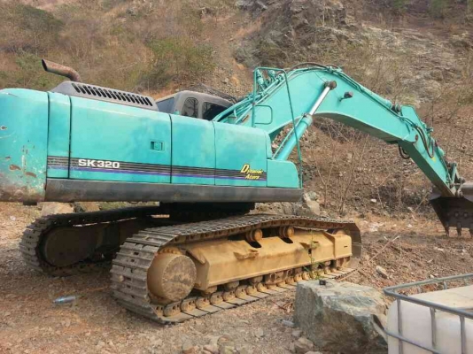 KOBELCO SK320-LC-09  ชั่วโมงทำงาน 7,500ชม. มีลายหัวเจาะ รถสวย พร้อมใช้งาน เอวดี ช่วงล่างเต็ม เอกสารเล่มทะเบียนพร้อม ราคา 2,500,000