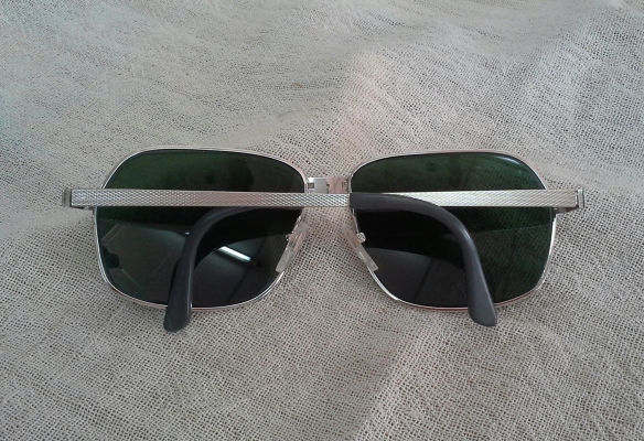 แว่นตาแบรนด์หรูอันดับหนึ่งของแผ่นดิน Dunhill made in Austria  เวรี่บิ๊กไซซ์!