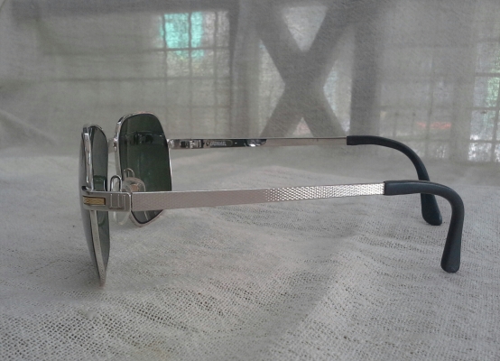 แว่นตาแบรนด์หรูอันดับหนึ่งของแผ่นดิน Dunhill made in Austria  เวรี่บิ๊กไซซ์!