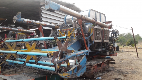 ขายรถเกี่ยวข้าวนิวเจริญการช่าง