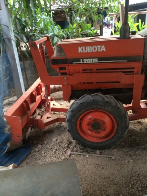 รถไถคูโบต้า L2605 สภาพพร้อมใช้งาน