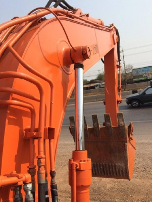 ขายรถแบคโฮ HITACHI ZX125US ปี 2005 สภาพสวยพร้อมใช้งาน รถนอกนำเข้าจากญี่ปุ่น มีVDOการทำงานครับ ขายรถแบคโฮ HITACHI ZX125US ปี 2005 สภาพสวยพร้อมใช้งาน รถนอกนำเข้าจากญี่ปุ่น มีVDOการทำงานครับ