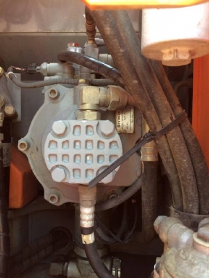 ขายรถแบคโฮ HITACHI ZX125US ปี 2005 สภาพสวยพร้อมใช้งาน รถนอกนำเข้าจากญี่ปุ่น มีVDOการทำงานครับ ขายรถแบคโฮ HITACHI ZX125US ปี 2005 สภาพสวยพร้อมใช้งาน รถนอกนำเข้าจากญี่ปุ่น มีVDOการทำงานครับ