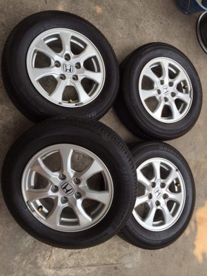 ขายล้อแม็ก CIVIC FB ขอบ15 4 ล้อ ราคา 5,900 บาท