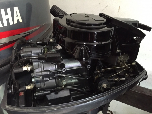 ขายเครื่องเรือ yamaha 15แรงแน่นๆท่อนสั้น17นิ้ว