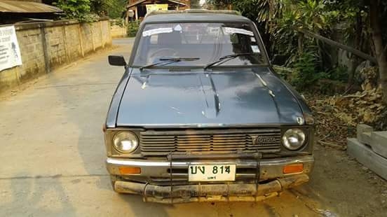 ม้าดำ สี่ขอ