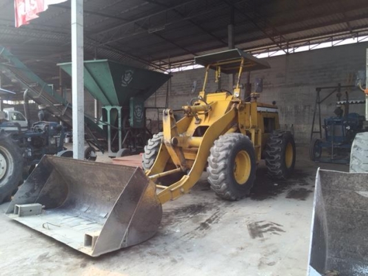 ขายด่วน รถตักล้อยาง 510 กรองคู่ เครื่องดี เกียร์แรง แต่ต้องเช็คเบรคครับ