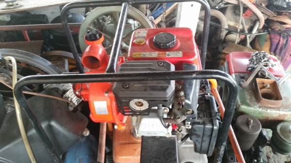 เครื่องดูดน้ำ robin เก่าญี่ปุ่น