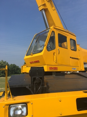 ขายรถเครน KATO รุ่น KR 250 สภาพสวย ขายตามสภาพ