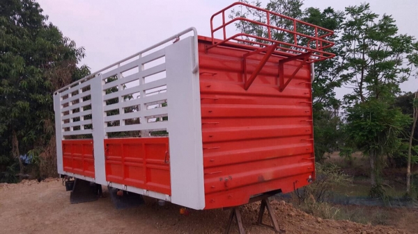 ขาย กระบะล่องสามมิตรไม่ดั้ม