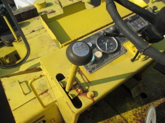 ขายรถบด SAKAI รุ่น  TG 25 ล้อเหล็ก สภาพสวยขายตามสภาพ