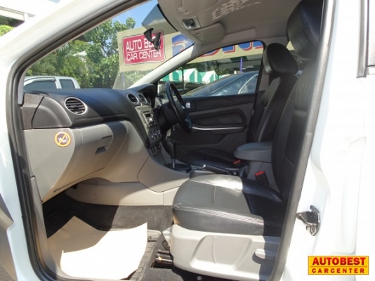 FORD FOCUS 5DR 1.8AT ปี2011 FORD FOCUS 5DR 1.8AT ปี2011
