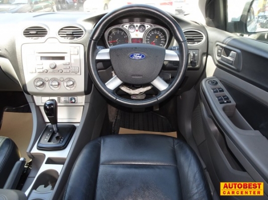 FORD FOCUS 5DR 1.8AT ปี2011 FORD FOCUS 5DR 1.8AT ปี2011