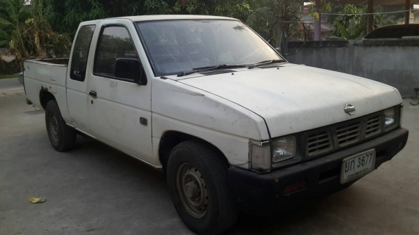 ขายรถนิสสันบิ๊กเอ็ม ทะเบียนขาด2ปี สภาพพร้อมใช้งาน ขายตามสภาพ