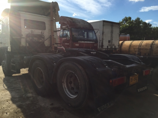 ขายหัวลากVOLVO FM12 380 เพลาเดียวพร้อมใช้ ขายหัวลากVOLVO FM12 380 เพลาเดียวพร้อมใช้