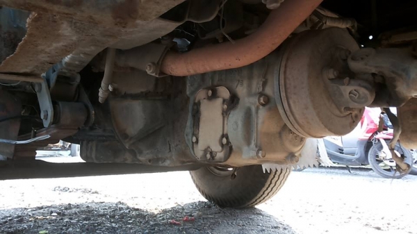 **190,000 บ.ต่อรอง/// 4ล้อกลาง ISUZU NKR-110 4BE1- ไอดีใหญ่ รถประกอบปี40 เครื่อง/เกียร์ เดิม เกียร์สั้น คัสซีสวยเดิม ไม่สาด หัวยกได้ พ.พาวเวอร์ กระบะยาว3.20 ยาง7.50 รถเคลียร์สีใหม่ สวย พร้อมใช้งาน ทะเบียนป้ายใหญ่(ป้ายรถบรรทุก) เล่มครบ **ขาย ISUZU ELF NKR-