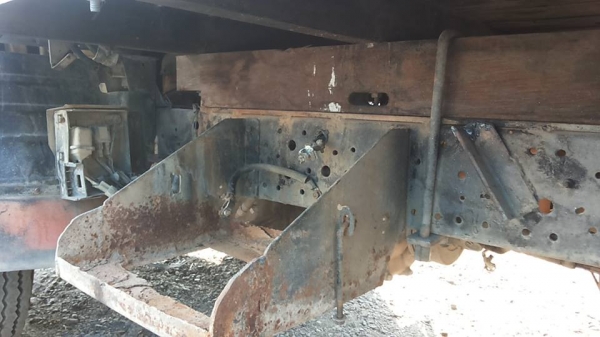 **190,000 บ.ต่อรอง/// 4ล้อกลาง ISUZU NKR-110 4BE1- ไอดีใหญ่ รถประกอบปี40 เครื่อง/เกียร์ เดิม เกียร์สั้น คัสซีสวยเดิม ไม่สาด หัวยกได้ พ.พาวเวอร์ กระบะยาว3.20 ยาง7.50 รถเคลียร์สีใหม่ สวย พร้อมใช้งาน ทะเบียนป้ายใหญ่(ป้ายรถบรรทุก) เล่มครบ **ขาย ISUZU ELF NKR-