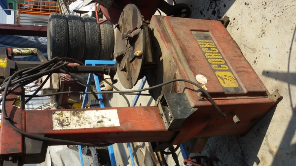 เครื่องถอดยาง CORCHI เครื่องถอดยาง CORCHI