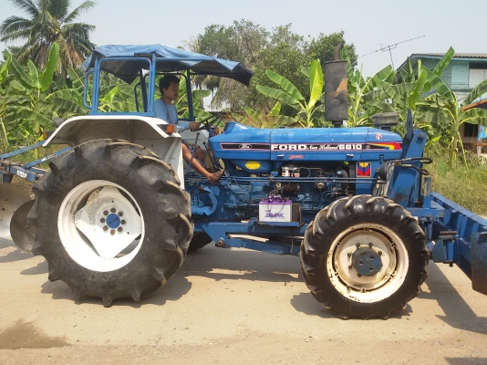 ขายรถไถฟร์อดสองเพลา6610 ราคา550000บาท  พร้อมใช้งานสายๆครับสนใจ โทร0813655997 อำพร พาเจริญ ต วังบัว อ คลองขลุง จ กำแพงเพชร