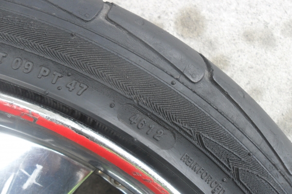 ล้อแม็ก18นิ้ว5รู114 พร้อมยาง สวยๆ 4 ล้อ ราคา 8900 บาท