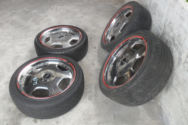 ล้อแม็ก18นิ้ว5รู114 พร้อมยาง สวยๆ 4 ล้อ ราคา 8900 บาท