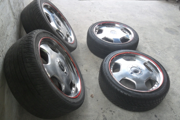 ล้อแม็ก18นิ้ว5รุ114 พร้อมยาง สวยๆ 4 ล้อ ราคา 8900 บาท ล้อแม็ก18นิ้ว5รุ114 พร้อมยาง สวยๆ 4 ล้อ ราคา 8900 บาท
