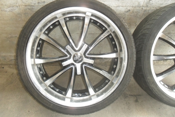 ล้อแม็ก20นิ้ว5รู114 พร้อมยาง สวยๆ 4 ล้อ ราคา 9900 บาท ล้อแม็ก20นิ้ว5รู114 พร้อมยาง สวยๆ 4 ล้อ ราคา 9900 บาท