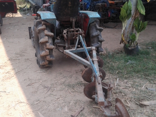 รถไถนั่งขับตัวเปล่าพร้อมใบมีด27000