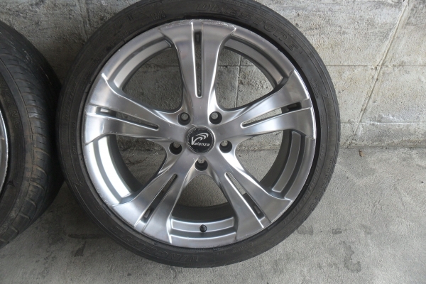 ล้อแม็ก18นิ้ว5รุ114 พร้อมยาง สวยๆ 4 ล้อ ราคา 8800 บาท