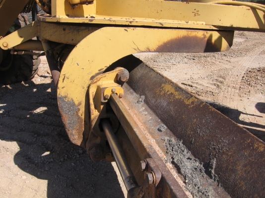 ขาย!! >> CATERPILLAR 140H << #2ZK01952