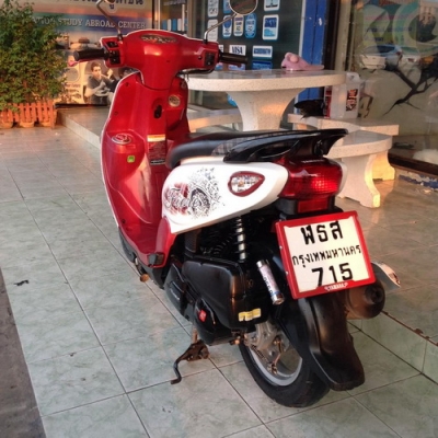 Yamaha Fiore รถปี54 หัวฉีดประหยัดน้ำมัน สีขาว-แดง สวยๆราคาถูกครับ Yamaha Fiore รถปี54 หัวฉีดประหยัดน้ำมัน สีขาว-แดง สวยๆราคาถูกครับ