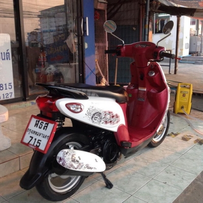 Yamaha Fiore รถปี54 หัวฉีดประหยัดน้ำมัน สีขาว-แดง สวยๆราคาถูกครับ Yamaha Fiore รถปี54 หัวฉีดประหยัดน้ำมัน สีขาว-แดง สวยๆราคาถูกครับ