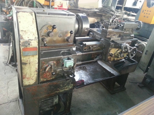 ขายเครื่องกลึง5ฟุตใต้หวันมี2เพลาพร้อมใช้ครับ ขายเครื่องกลึง5ฟุตใต้หวันมี2เพลาพร้อมใช้ครับ