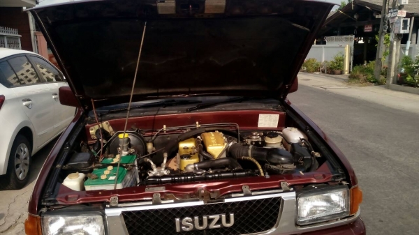 ขายรถคับISUZU TFR. ปี1993.2500 DI พาวเวอร์.เครื่องดี  เเชสซีสวย  สีสวยพร้อมใช้ สุดประหยัด. เล่มพร้อมคับ 087-6835269