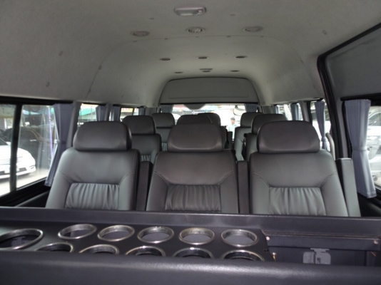 TOYOTA HIACE COMMUTER 2.5D4D MT ปี2011  โทร 098-919-0195 ดาวออโต้เบสท์