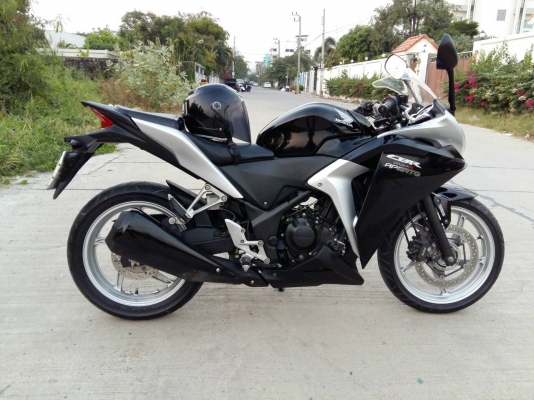 CBR 250cc ABS ราคา 61000 โทร 089-885-9869-เดช