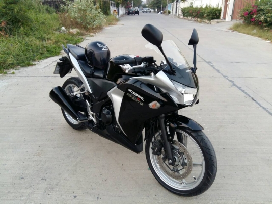 CBR 250cc ABS ราคา 61000 โทร 089-885-9869-เดช
