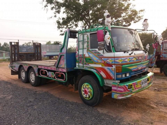 ขายรถ10ล้อ 2เพลา เทรลเลอร์ขึ้นรถเกี่ยวข้าว มีบันไดไฮดรอลิก ยางดี ภายในสวย พาวเวอร์ ทิฟฟี่ เอกสารพร้อมโอน สนใจโทร 090-8588220คุณนะ 093-3258446คุณบิว หรือเข้าดูสินค้าอื่นๆได้ที่ www.truck.in.th/498 หรือเพจFacebook ณรงค์ ซื้อขายรถมือสอง (เว็บไซต์ส่วนตัว) หรื