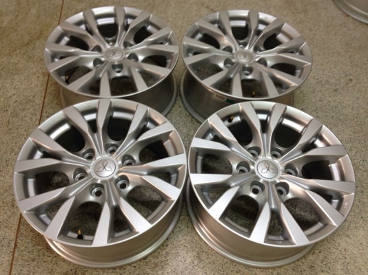 ยาง ป้ายแดง 245-65-17 Bridgestone Dueler H/T684 ยาง ป้ายแดง 245-65-17 Bridgestone Dueler H/T684