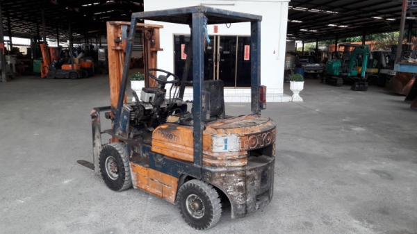 ขายรถยก ราคาถูก พร้อมใช้งาน ขายรถยก ราคาถูก พร้อมใช้งาน