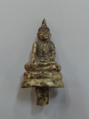 แบ่งให้เช่า หลวงพ่อโบสถ์น้อย รุ่นย้อนยุค เนื้อนวโลหะ หล่อแบบโบราณ จัดทำจำนวน ๒๐๐ องค์ ติดต่อ 084-3947781