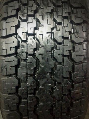ยางป้ายแดง 245-70-16 Bridgestone Dueler 689 เส้นละสี่พัน