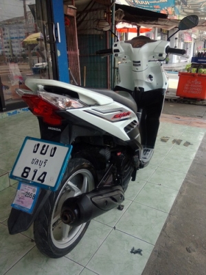 Honda Click 110i (ล้อแม็กซ์) ตัวท็อปคอทบายเบรค หัวฉีดประหยัดน้ำมัน สวยๆพร้อมใช้งานครับ