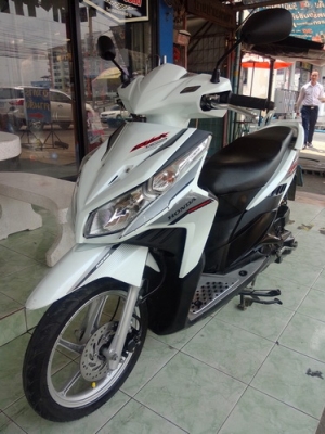 Honda Click 110i (ล้อแม็กซ์) ตัวท็อปคอทบายเบรค หัวฉีดประหยัดน้ำมัน สวยๆพร้อมใช้งานครับ