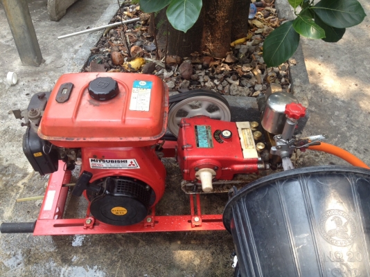 ปั้มสามสูบ+เครื่องมิตซู มือสองญี่ปุ่น