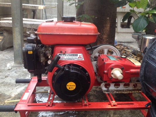 ปั้มสามสูบ+เครื่องมิตซู มือสองญี่ปุ่น