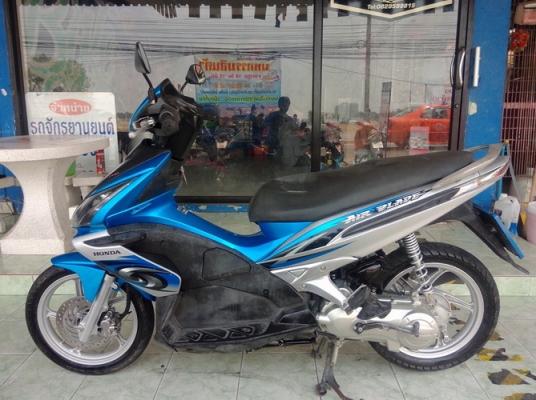 Honda Air blade (ล้อแม็ก) ตัวท็อป คอมบายเบรค ราคาถูกๆครับ Honda Air blade (ล้อแม็ก) ตัวท็อป คอมบายเบรค ราคาถูกๆครับ