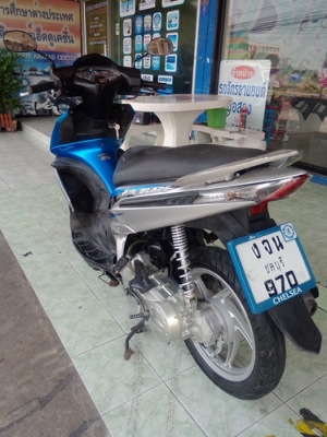 Honda Air blade (ล้อแม็ก) ตัวท็อป คอมบายเบรค ราคาถูกๆครับ Honda Air blade (ล้อแม็ก) ตัวท็อป คอมบายเบรค ราคาถูกๆครับ